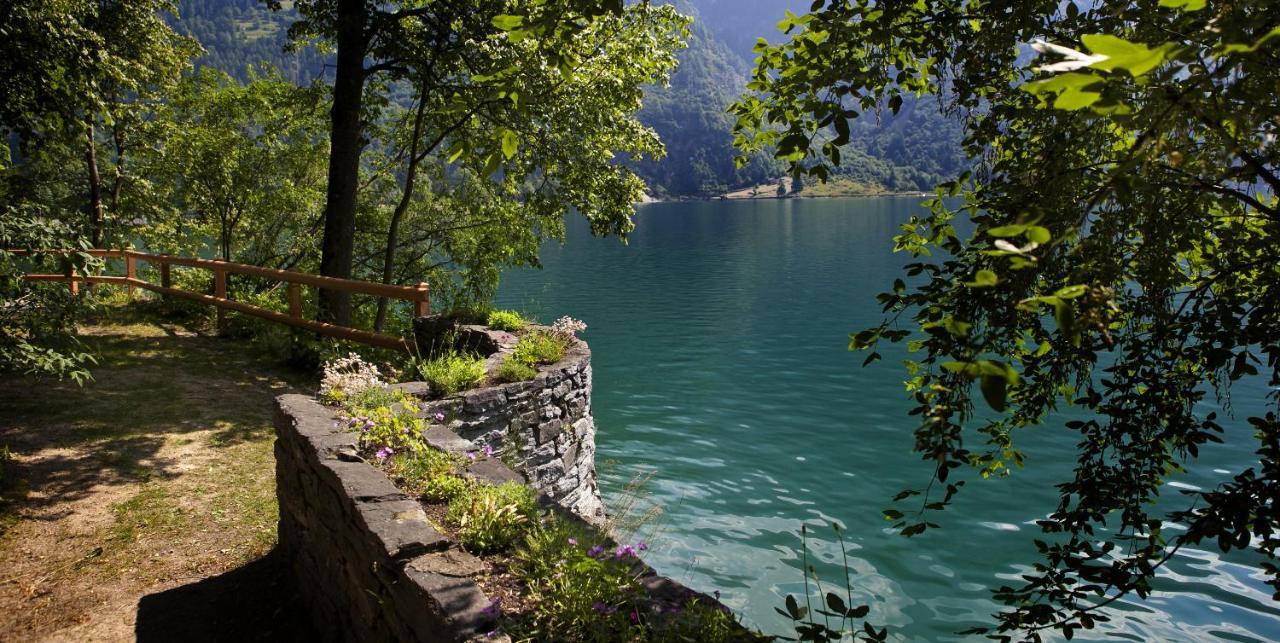 Hotel Le Prese Poschiavo Bagian luar foto